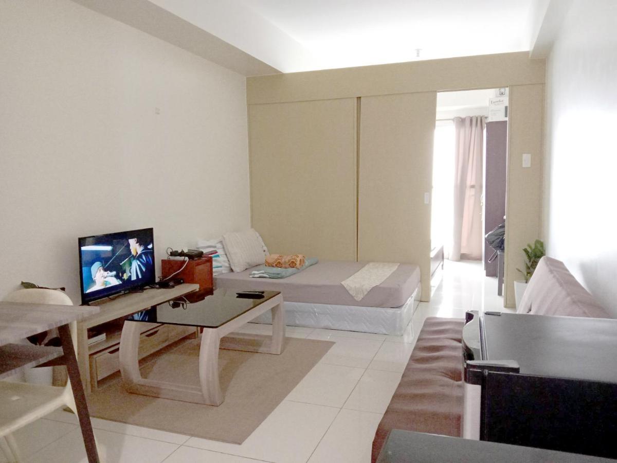 Smdc Tagaytay Taal Lake Condo Cook Netflix No Balcony No Free Parking Tagaytay City Exterior photo